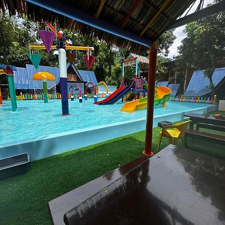 Shari-La Perhentian Island Resort Kampong Pasir Panjang  Εξωτερικό φωτογραφία